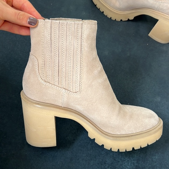 Dolce Vita suede booties, natural color - Picture 3 of 5